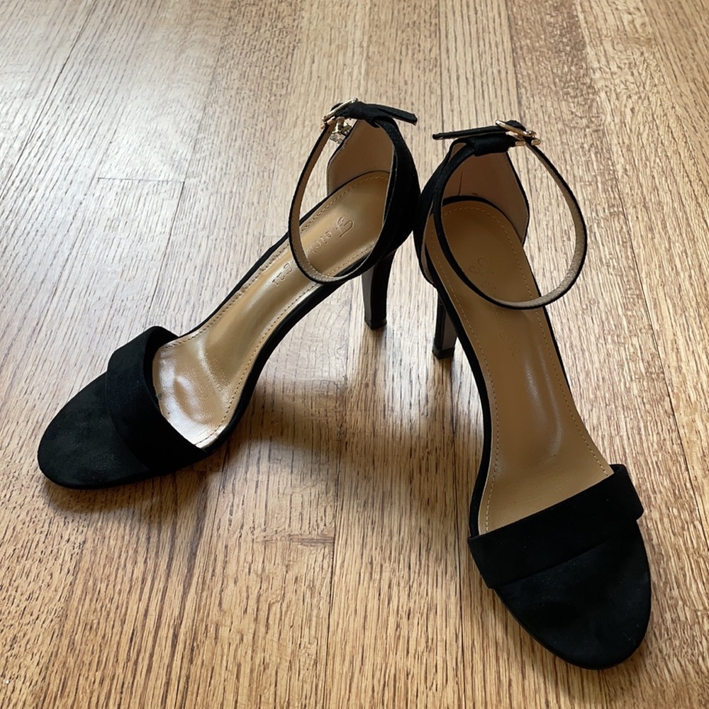 New-Black Needle Heels Suede 3”